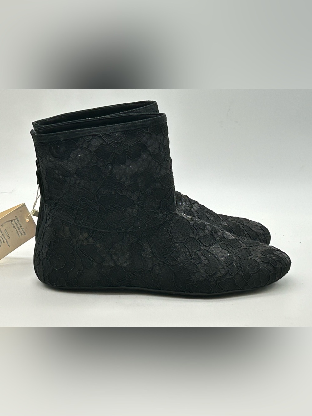 NWT Brave Pudding Black “Evening Strolls” Lace Booties
